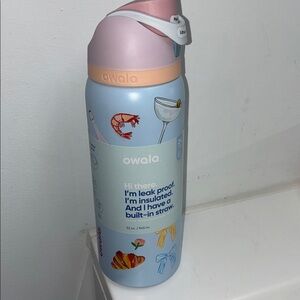 NIB Owala Picnic Dreams✨ 🥐🎀🍸